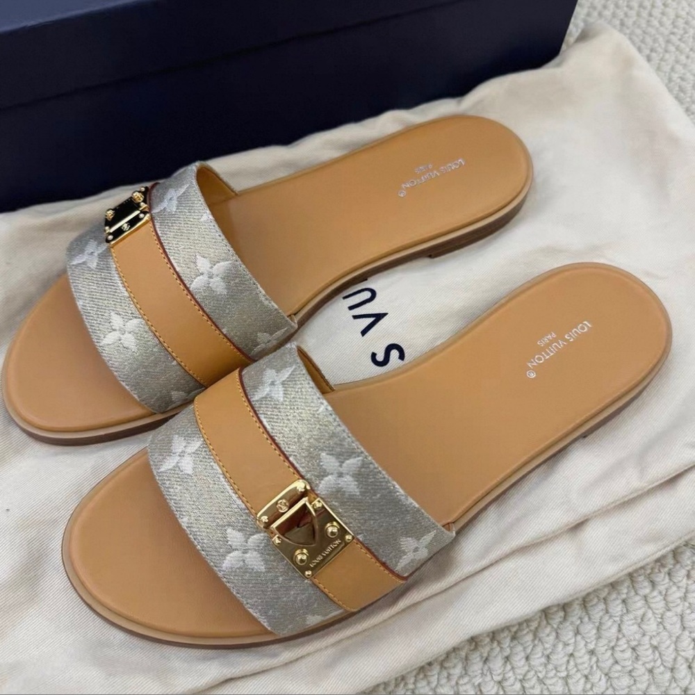 Louis Vuitton Beige and Cream Slide Sandals - Picture 2 of 7